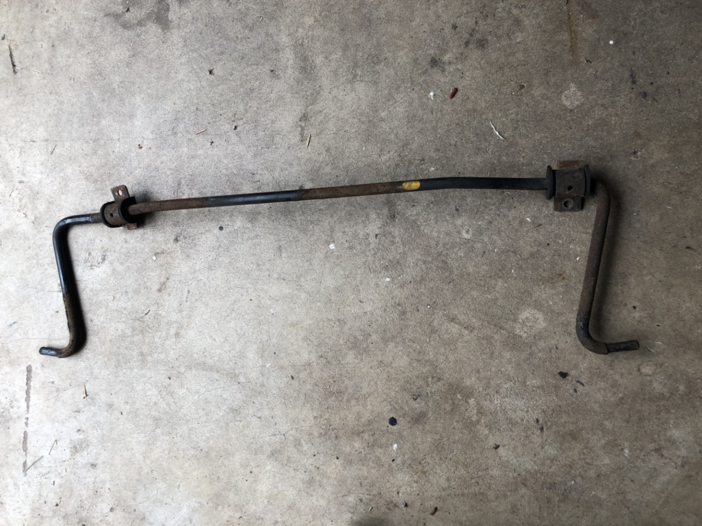 BMW E30 galinio stabilizatoriaus strypas